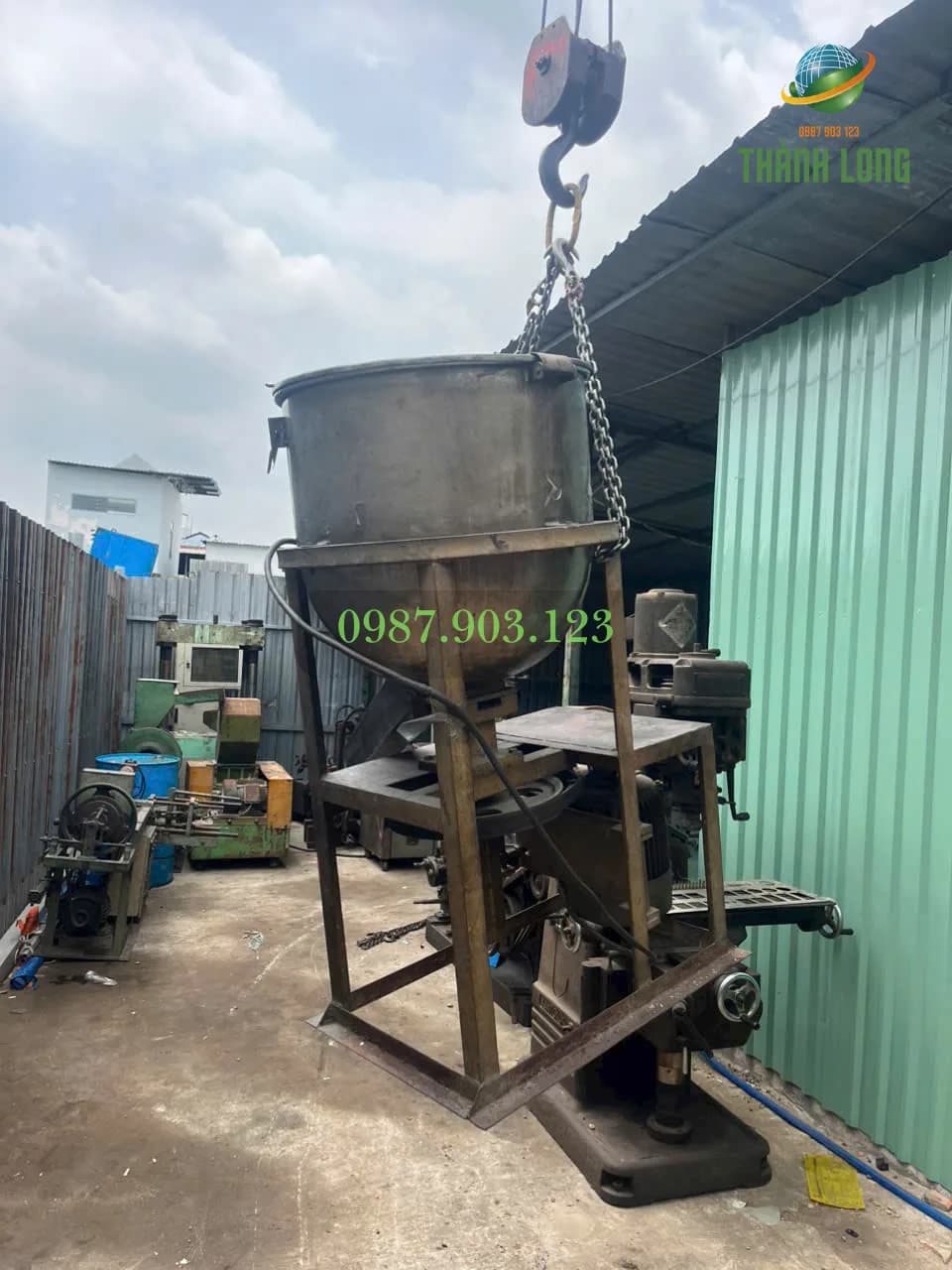 Thanh lý móc móc phế liệu Thành Long