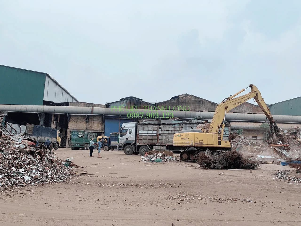 Thành Long thu gom, dọn dẹp nhà xưởng sau thu mua